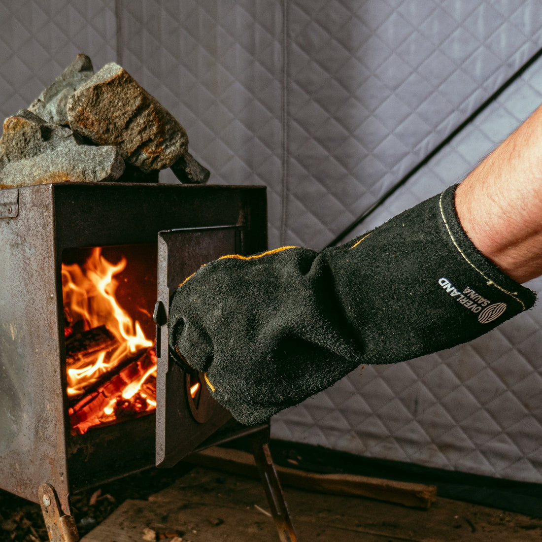 How Long Can a Wood-Fired Sauna Tent Stay Hot Without Refueling?