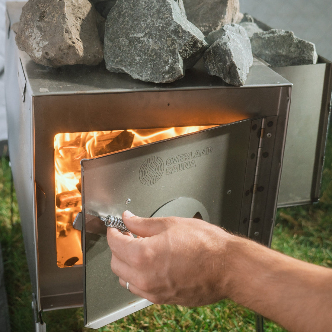 Why Firewood Choice Affects Heat Quality in Your Sauna Tent